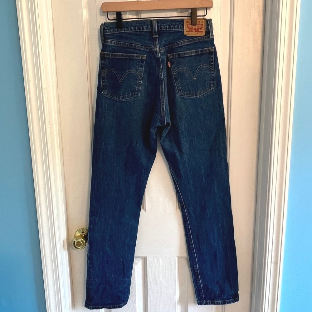 Levis 501 Original Fit Jeans Womens 27x30 Medium Wash Straight Leg Button Fly - Picture 4 of 11
